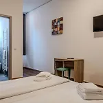 Queens Residenz Отель *