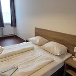Отель Queens Residenz Берлин