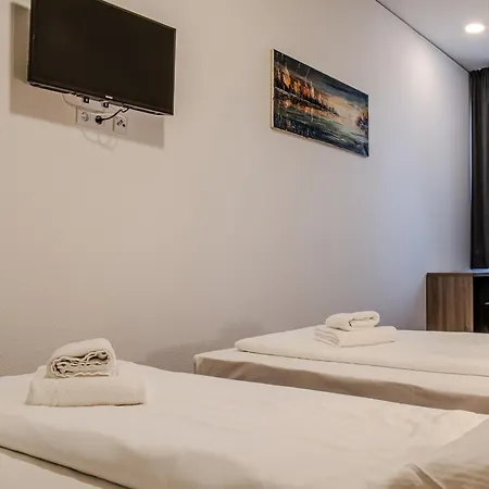 Queens Residenz ברלין