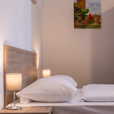 Отель Queens Residenz Берлин